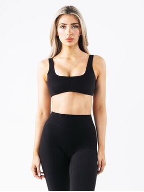 Alphalete Black Olivia Sculpt Bra